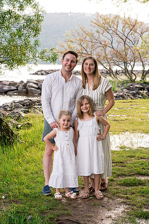 megan_nice_family_2025-26