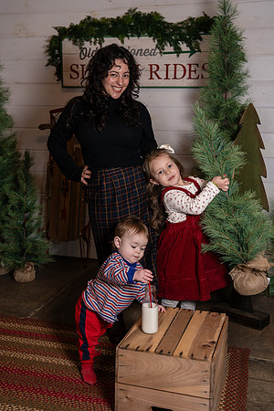 maust_family_2025-73