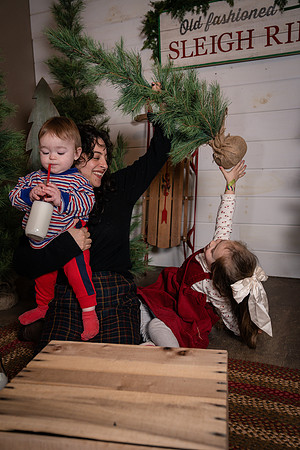 maust_family_2025-65