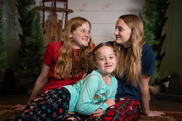 ellis_family_2025-30