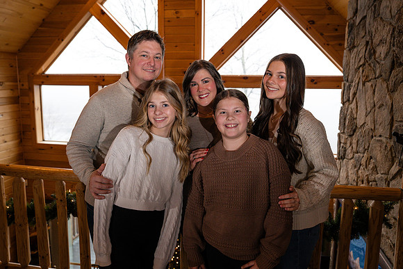 doster_family_christmas_2025-48