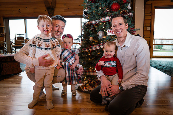 doster_family_christmas_2025-53