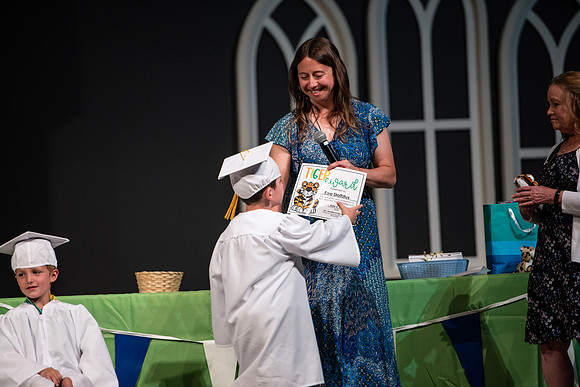pk3&kGraduation_2026-48