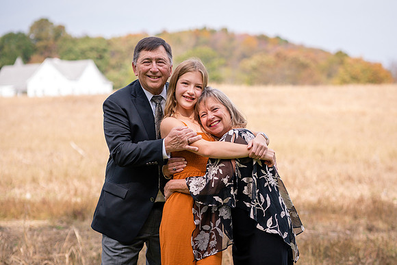 rebecca_extdfamily_2024-12