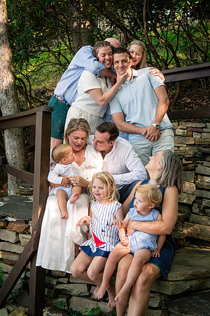 2026_Rennerfamily-5