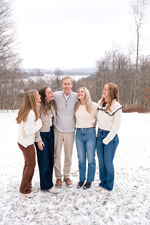 carr_family_2024-119