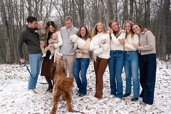 carr_family_2024-48