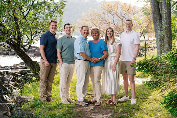 megan_nice_family_2025-42