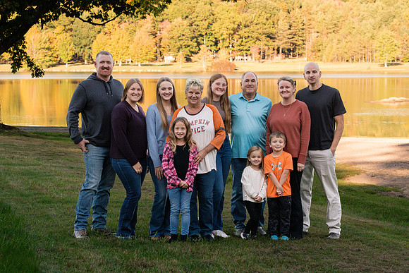 2026_ellis_extdfamily-64