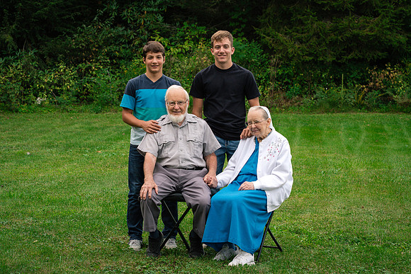 2026_lynetteyoder_extdfamily-8