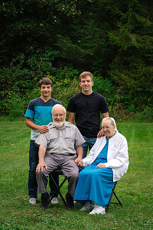 2026_lynetteyoder_extdfamily-9