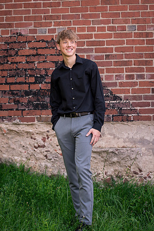 sean_strawderman_senior_2023-32