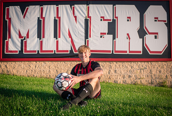 sean_strawderman_senior_2023-86