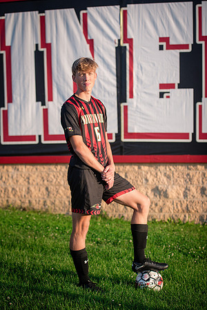 sean_strawderman_senior_2023-78