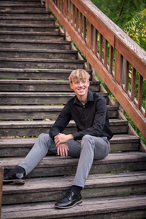 sean_strawderman_senior_2023-28
