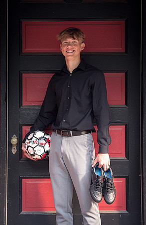 sean_strawderman_senior_2023-11