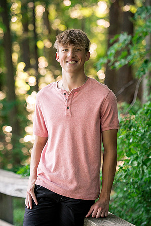 sean_strawderman_senior_2023-42