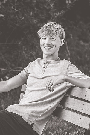 sean_strawderman_senior_2023-72