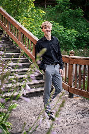 sean_strawderman_senior_2023-31