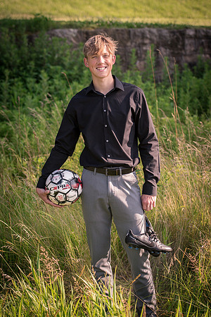sean_strawderman_senior_2023-23