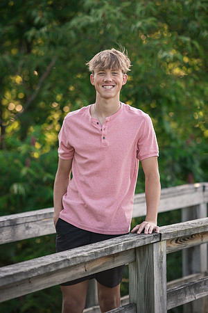 sean_strawderman_senior_2023-49