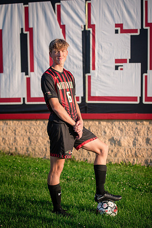 sean_strawderman_senior_2023-79