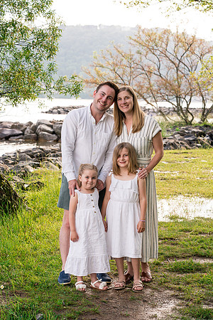 megan_nice_family_2025-25