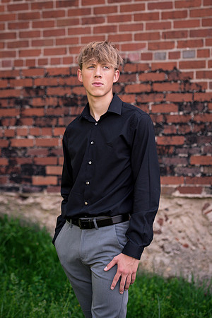 sean_strawderman_senior_2023-38