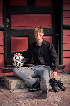 sean_strawderman_senior_2023-13
