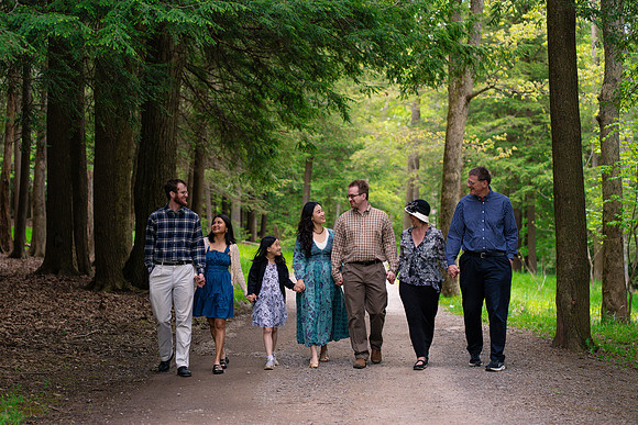 hellauer_family_2025-33
