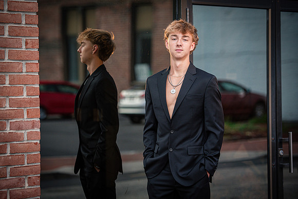 will_senior_2023-82