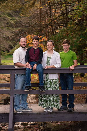 mike_lynnette_extd_family_2023-6
