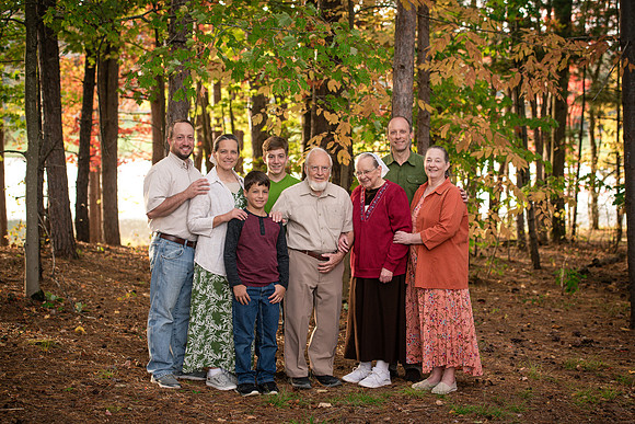 mike_lynnette_extd_family_2023-14