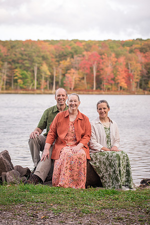 mike_lynnette_extd_family_2023-34