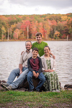 mike_lynnette_extd_family_2023-38