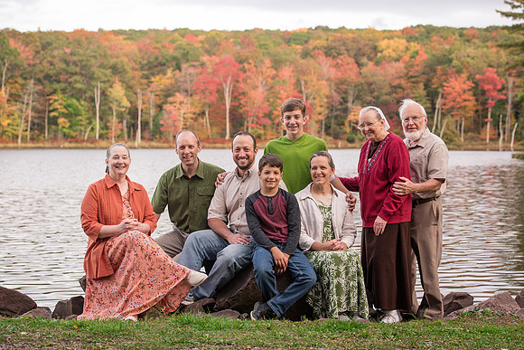 mike_lynnette_extd_family_2023-42