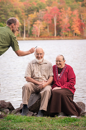 mike_lynnette_extd_family_2023-44