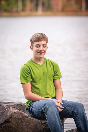 mike_lynnette_extd_family_2023-49