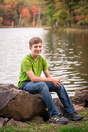 mike_lynnette_extd_family_2023-51