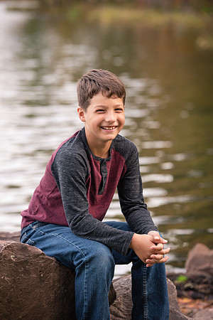 mike_lynnette_extd_family_2023-55