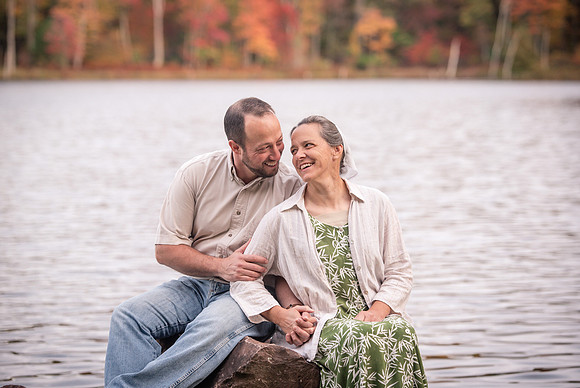 mike_lynnette_extd_family_2023-58