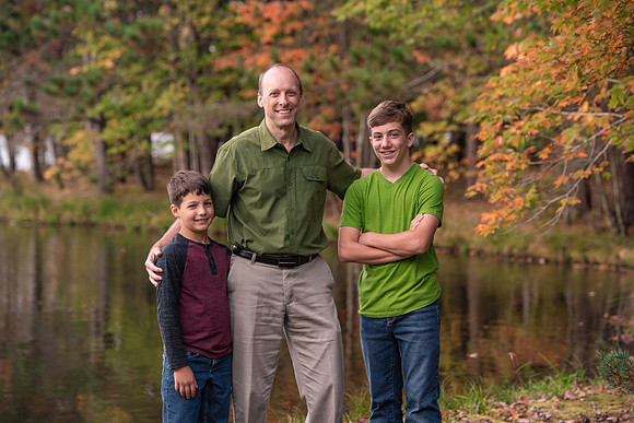 mike_lynnette_extd_family_2023-79