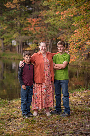 mike_lynnette_extd_family_2023-80