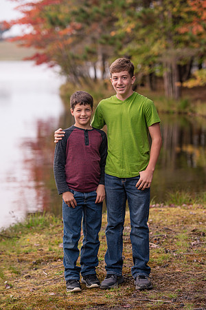 mike_lynnette_extd_family_2023-88