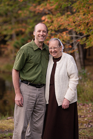 mike_lynnette_extd_family_2023-96