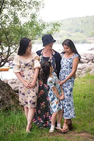 hellauer_family_2024_final-71