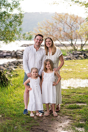 megan_nice_family_2025-27