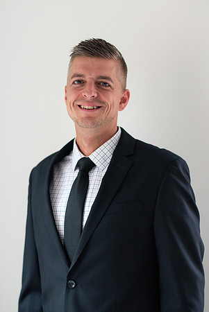 bry_guy_headshots_2024-6