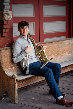 nolan_senior_2024-27