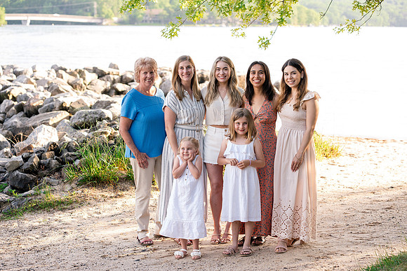 megan_nice_family_2025-82